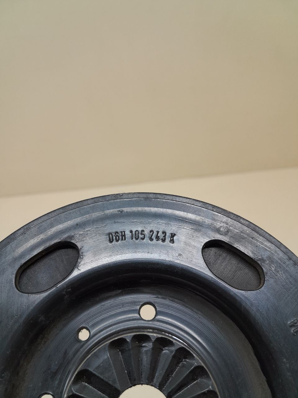 Шкив коленвала Skoda Octavia (A5 1Z-) 2004-2013 Шкив коленвала Skoda Octavia (A5 1Z-) 2004-2013