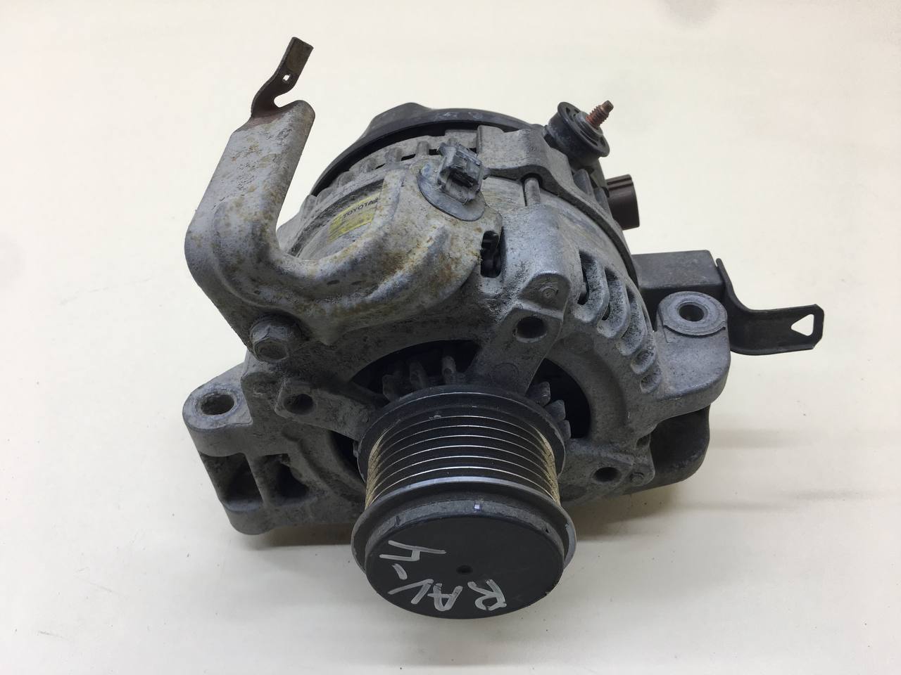 Генератор Toyota Rav 4 (A30) 2006-2013 Генератор Toyota Rav 4 (A30) 2006-2013