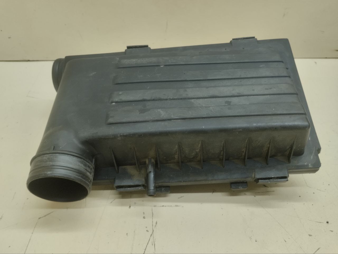 Корпус воздушного фильтра Volkswagen Polo (MK5) 2011-2020 Корпус воздушного фильтра Volkswagen Polo (MK5) 2011-2020