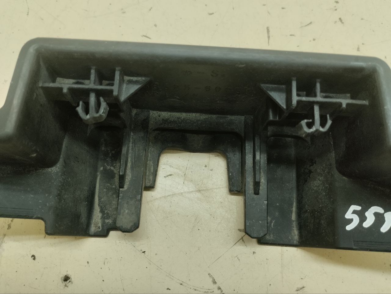 Кронштейн замка капота Toyota Land Cruiser Prado (J150) 2009-2022