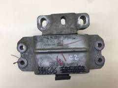 Опора двигателя левая Volkswagen Jetta (A6) 2010-2019