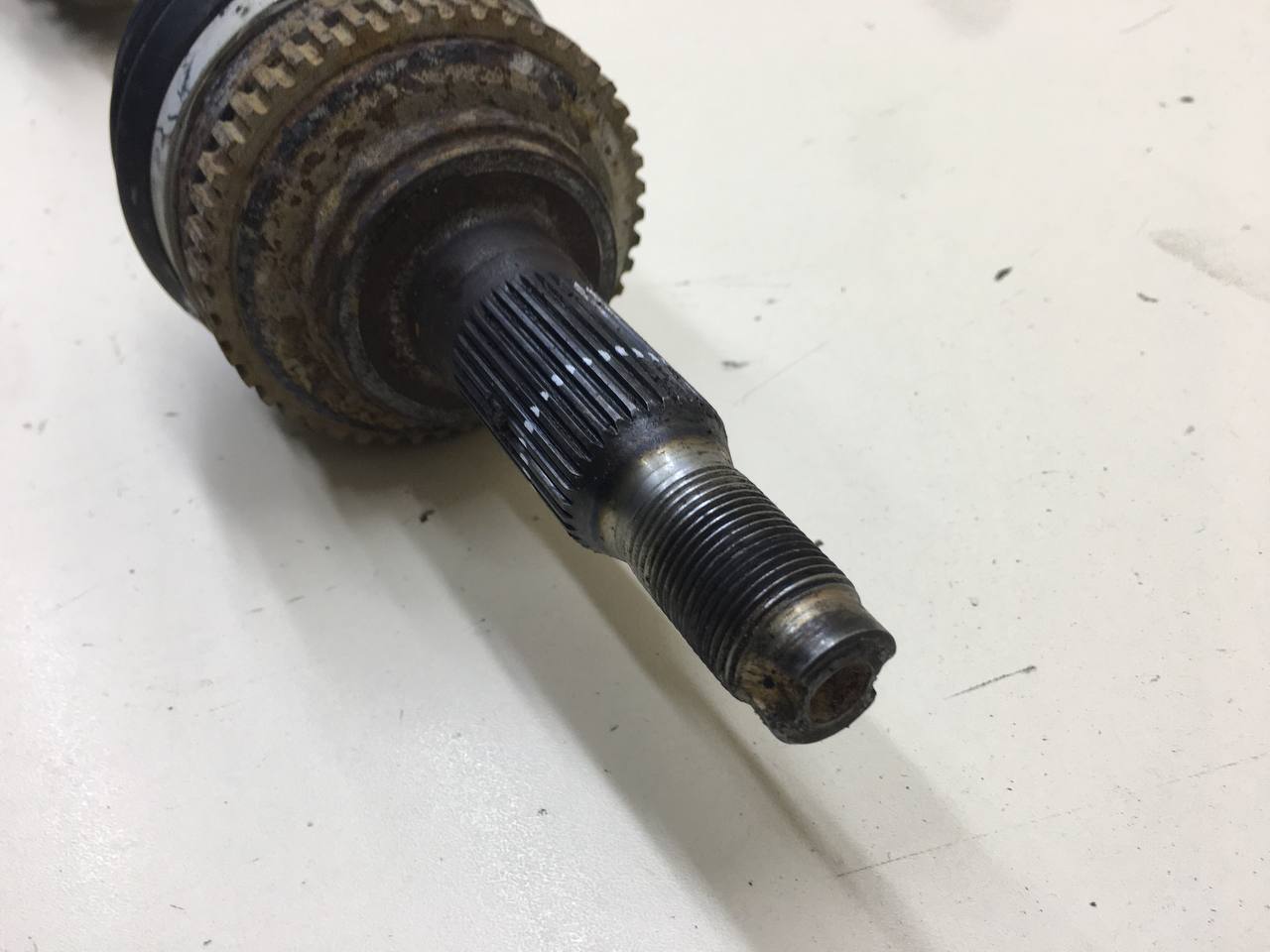 Полуось передняя левая Chevrolet Lacetti (J200) 2003-2013