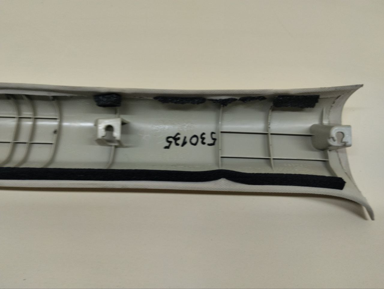 Обшивка стойки Mitsubishi Outlander (GF) 2012>