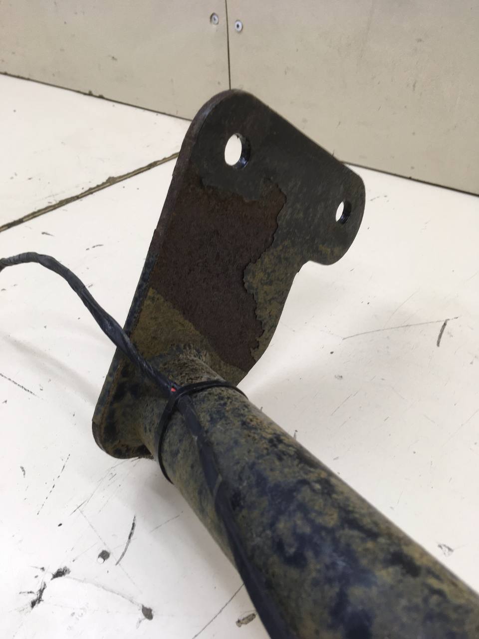 Сцепное устройство (фаркоп) Mitsubishi Lancer 9 (CS/Classic) 2000-2011 Сцепное устройство (фаркоп) Mitsubishi Lancer 9 (CS/Classic) 2000-2011