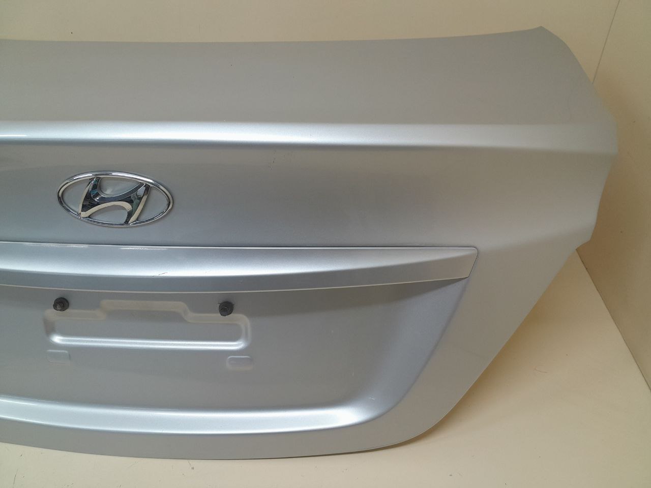 Крышка багажника Hyundai Solaris (RB) 2010-2017 Крышка багажника Hyundai Solaris (RB) 2010-2017