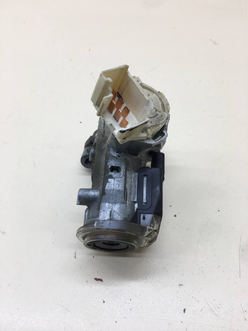 Замок зажигания Toyota Hilux (AN10,AN20,AN30) 2011-2015