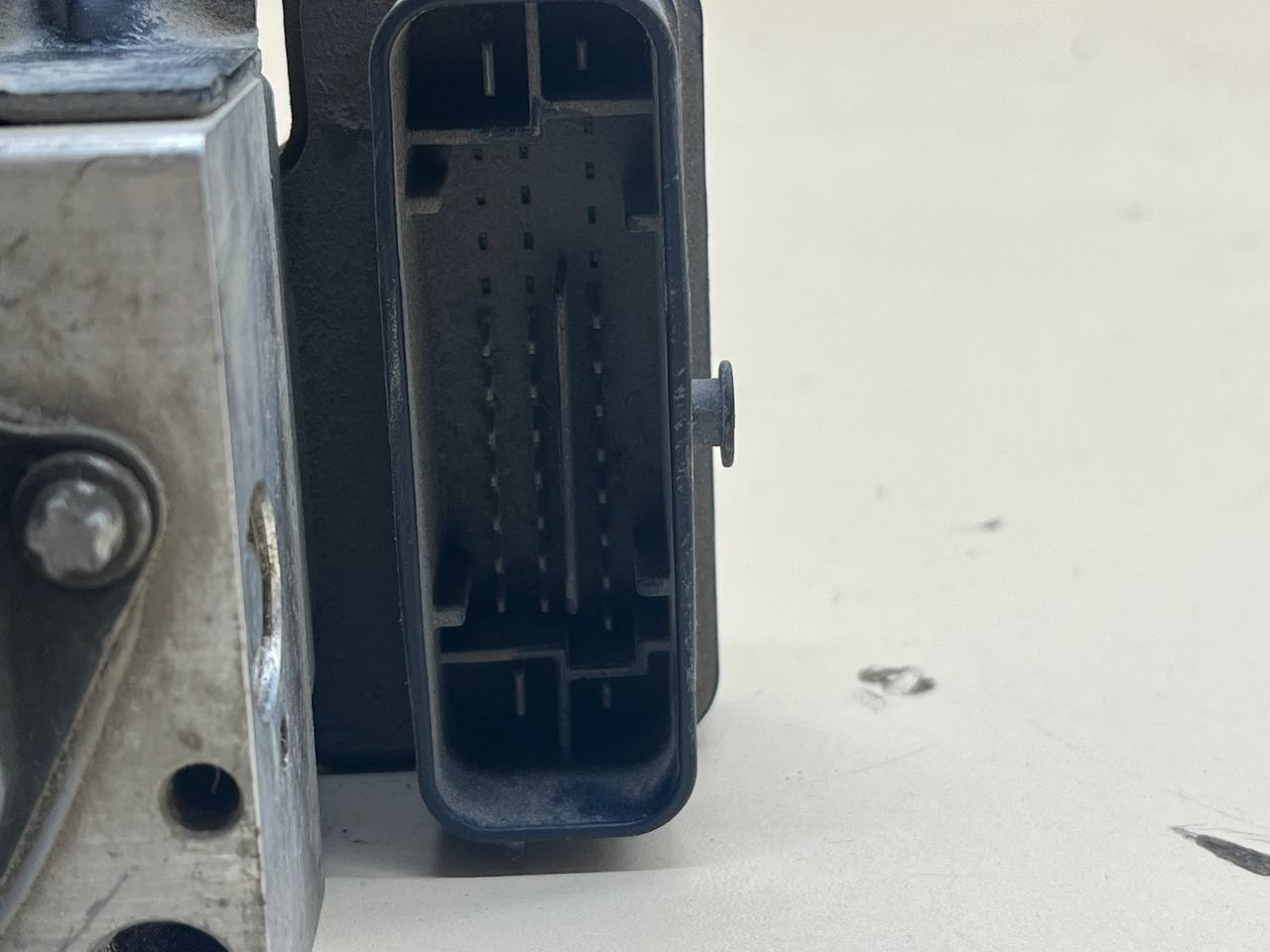 Блок ABS (насос) Volkswagen Polo (MK5) 2011-2020