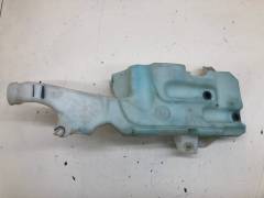 Бачок омывателя лобового стекла Cadillac STS 2004-2011