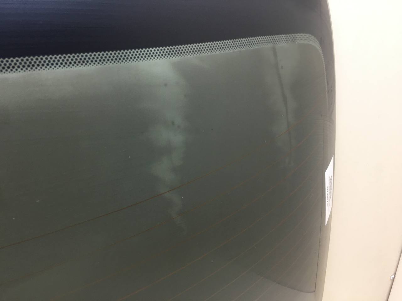 Стекло заднее Kia Spectra (SD) 2004-2011