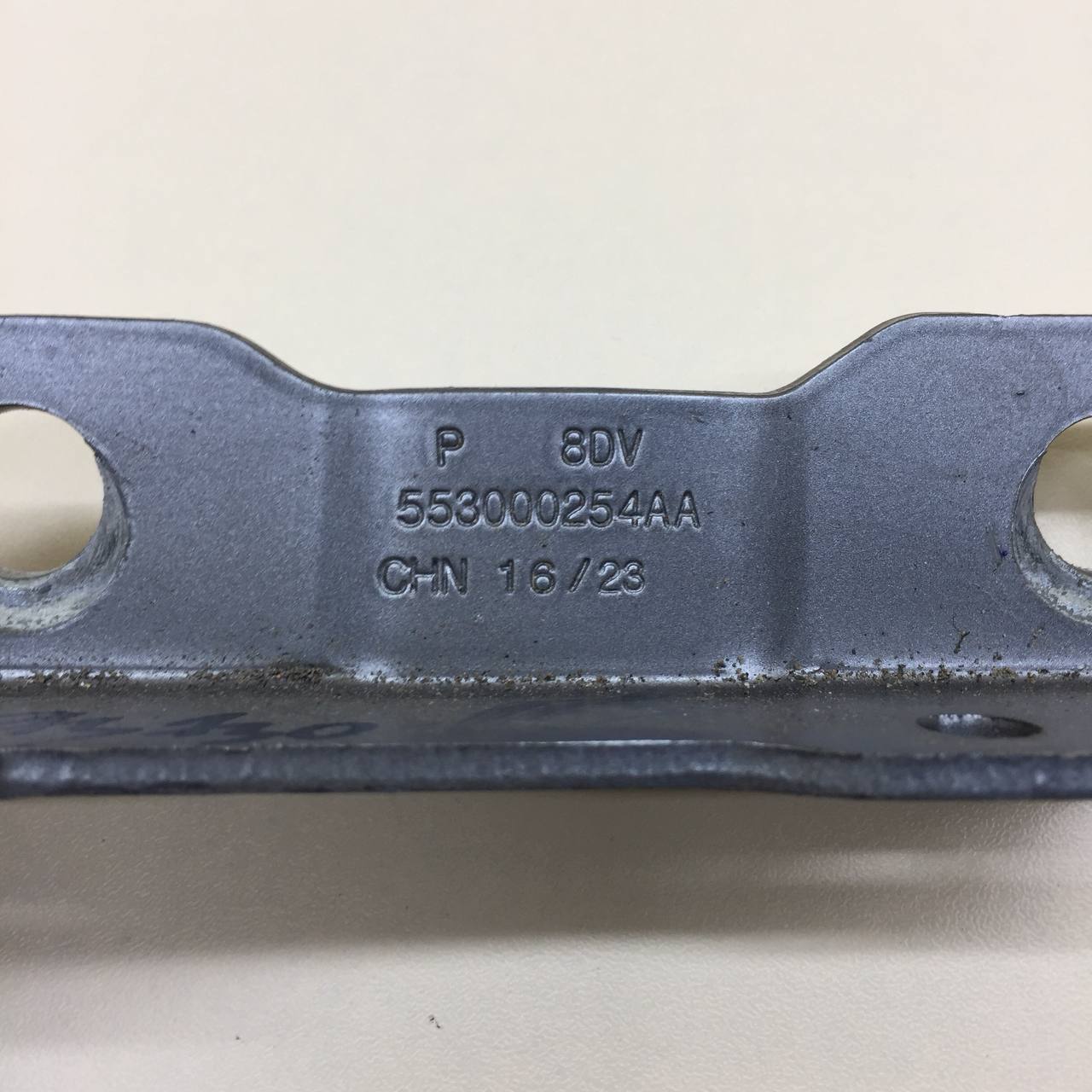 Петля капота левая EXEED RX 2022>