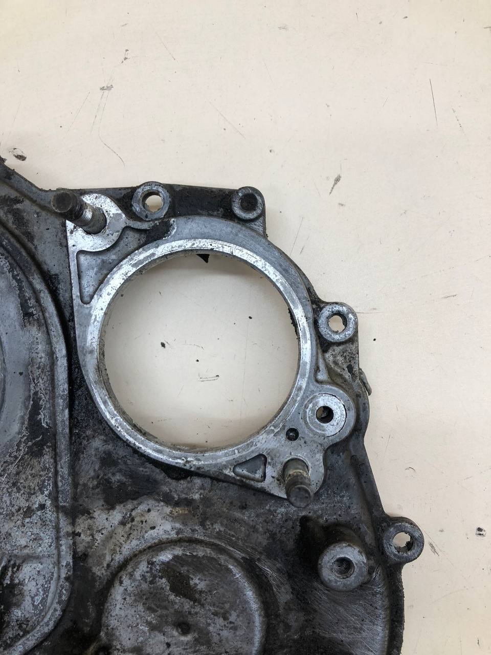 Крышка двигателя передняя Toyota Hilux 2004-2015 Крышка двигателя передняя Toyota Hilux 2004-2015