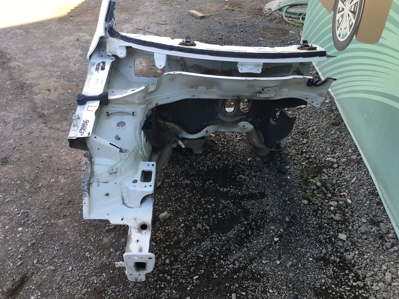 Четверть передняя правая Volkswagen Tiguan (5N1) 2007-2011 Четверть передняя правая Volkswagen Tiguan (5N1) 2007-2011