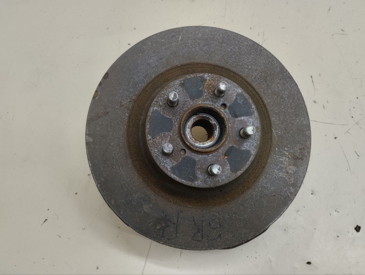 Кулак поворотный передний правый Subaru Legacy Outback (B14) 2010-2014