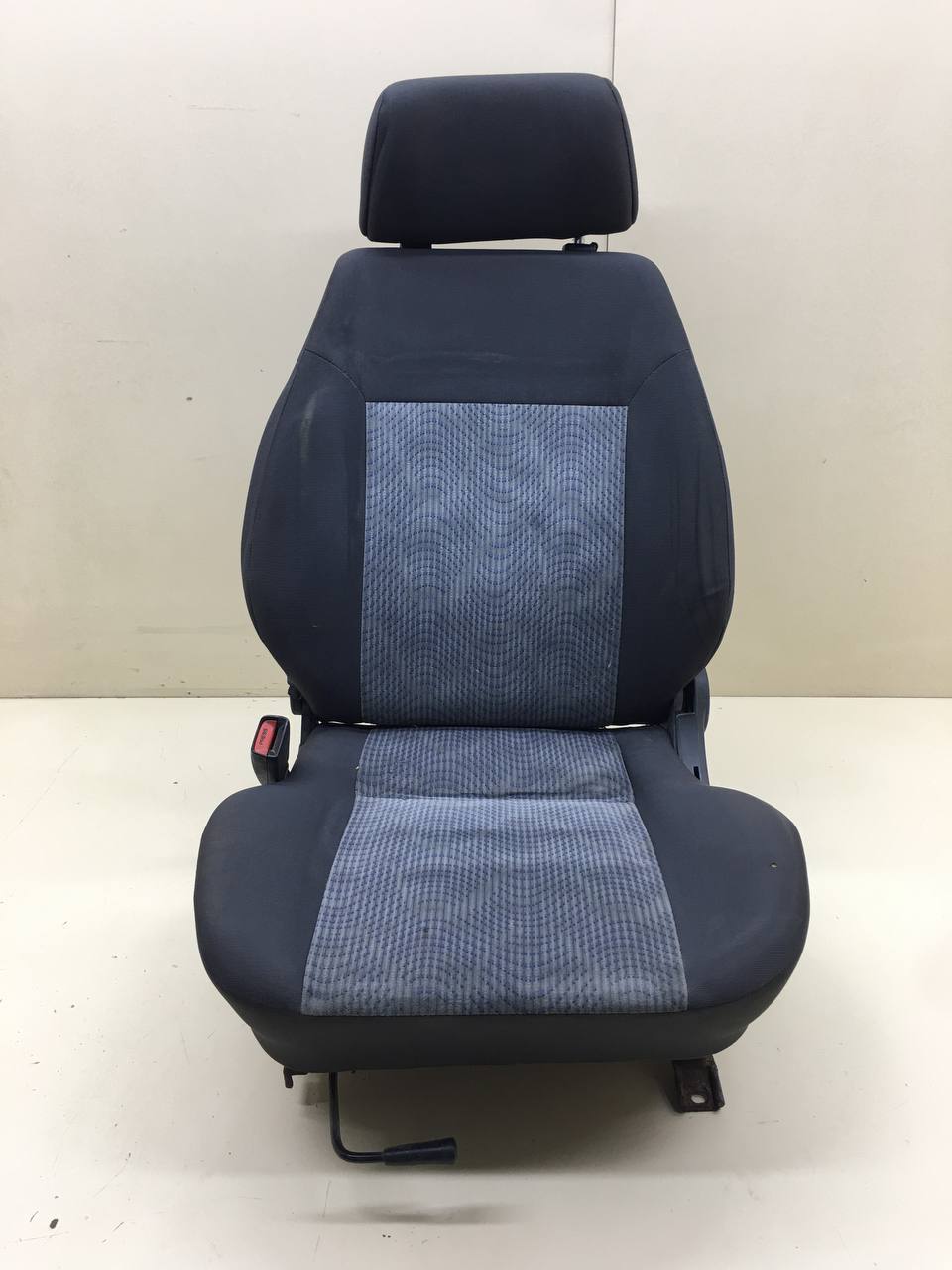 Сиденье переднее левое Daewoo Nexia (N150) 2008-2016 Сиденье переднее левое Daewoo Nexia (N150) 2008-2016