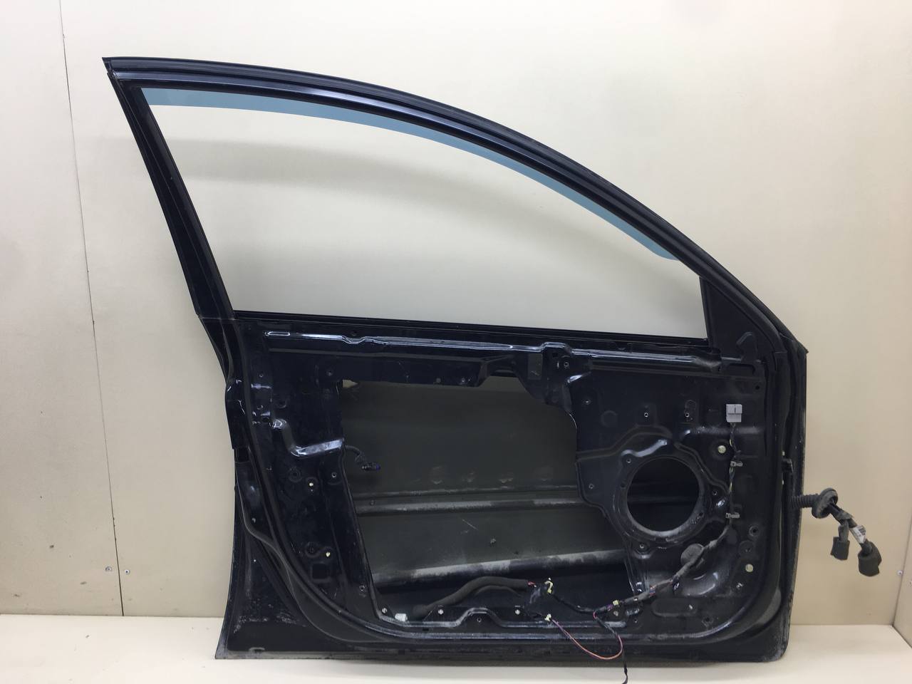 Дверь передняя левая Nissan Primera (P12) 2002-2007