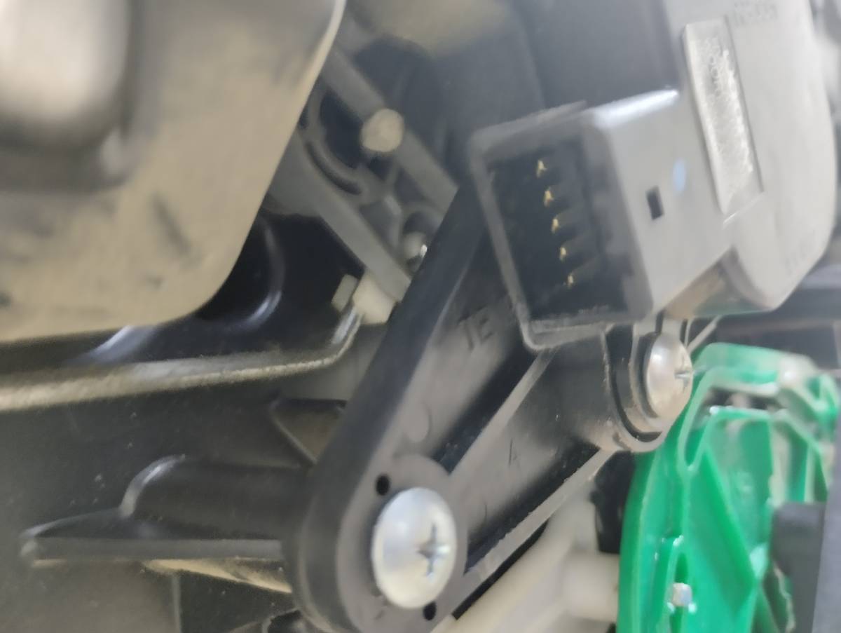 Корпус отопителя Hyundai ix55 2007-2013 Корпус отопителя Hyundai ix55 2007-2013