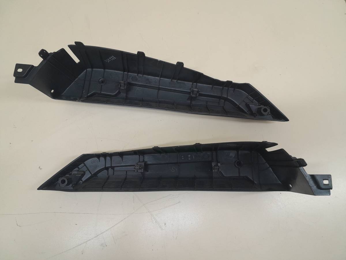 Держатель задней полки Mazda Mazda 3 (BL) 2009-2013