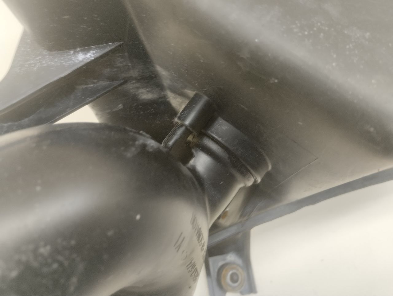 Резонатор воздушного фильтра Chevrolet Aveo T250 2005-2011