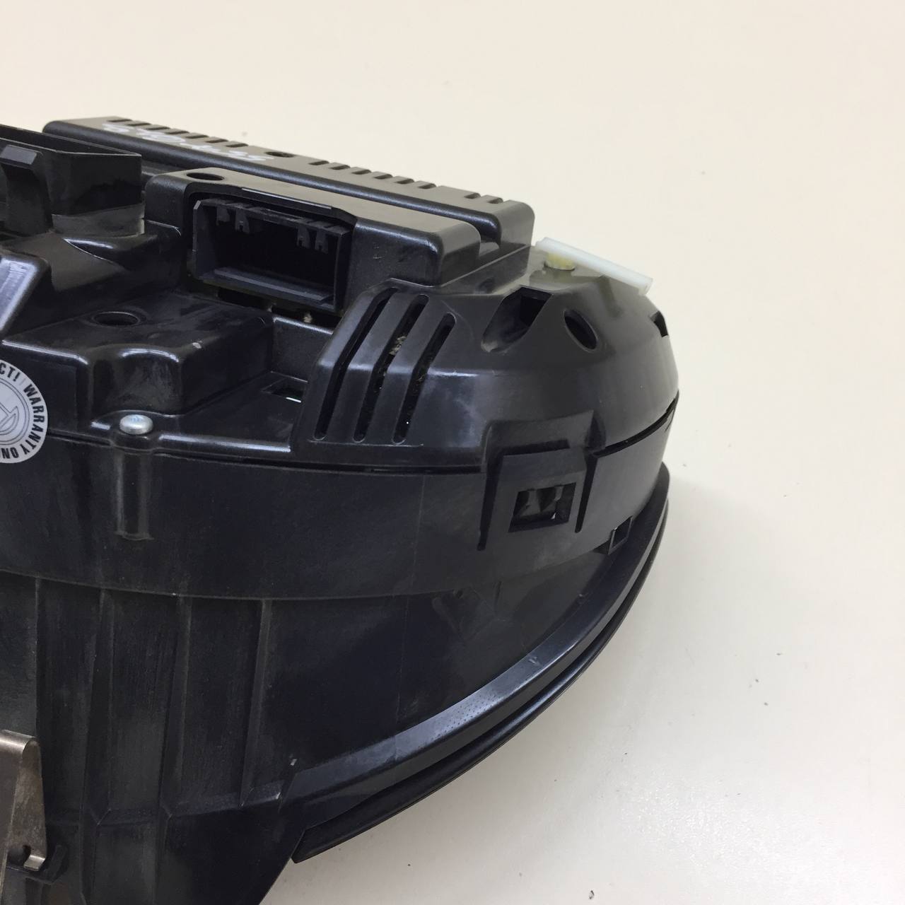 Панель приборов BMW X5 F15/F85 2013-2018 Панель приборов BMW X5 F15/F85 2013-2018