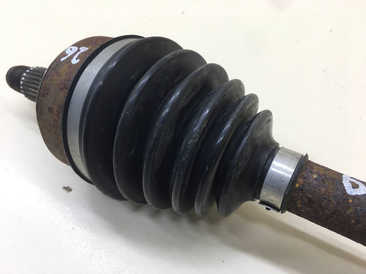 Полуось передняя левая Honda Civic 4D 2006-2012