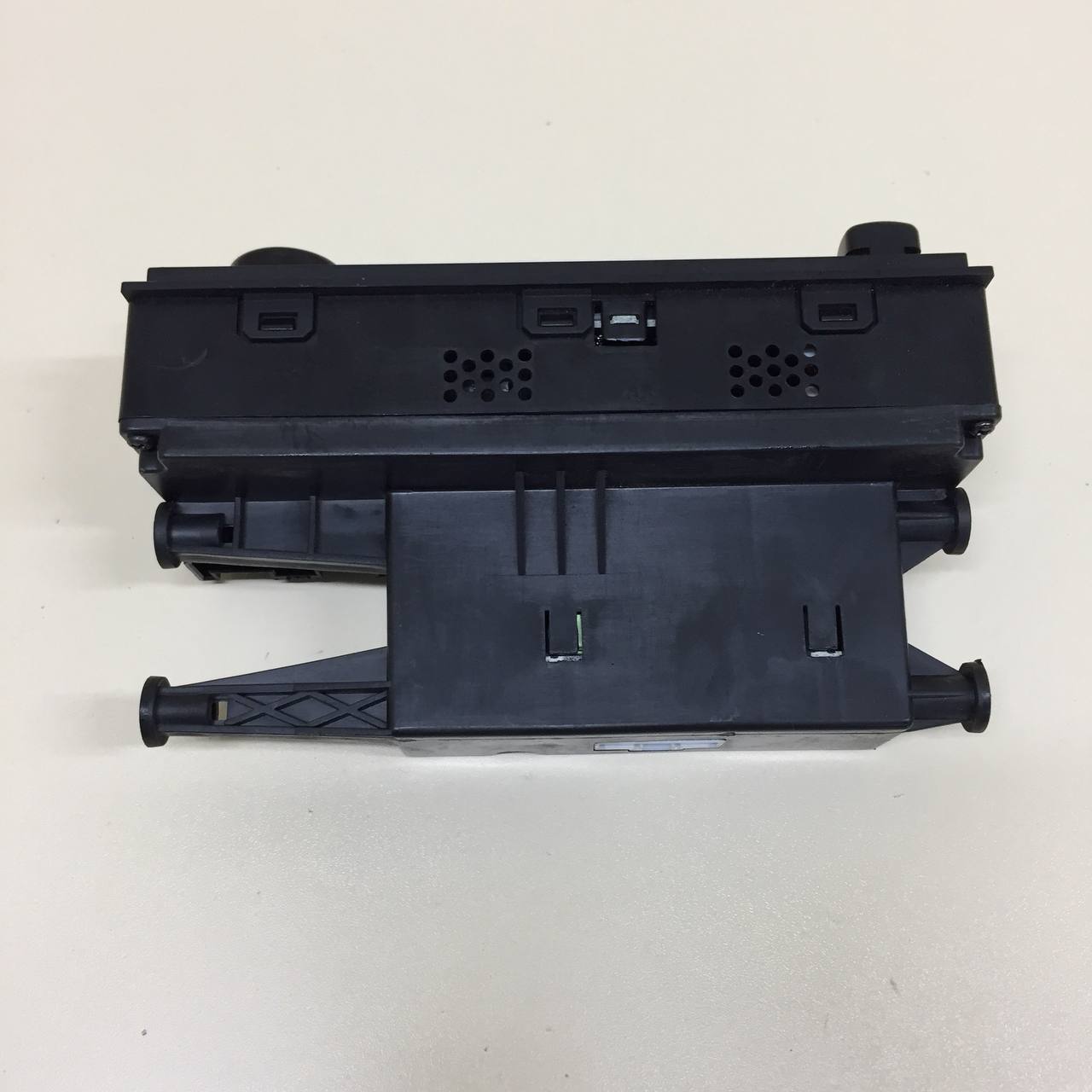 Блок управления отопителем Nissan Almera Classic (B10) 2006-2013 Блок управления отопителем Nissan Almera Classic (B10) 2006-2013