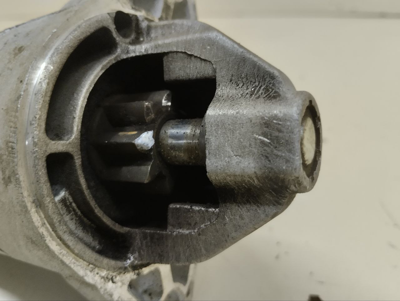 Стартер Nissan Almera (N16) 2000-2006 Стартер Nissan Almera (N16) 2000-2006