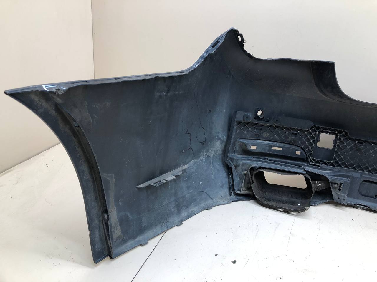 Бампер задний BMW 7-Series F01,F02  2008-2015