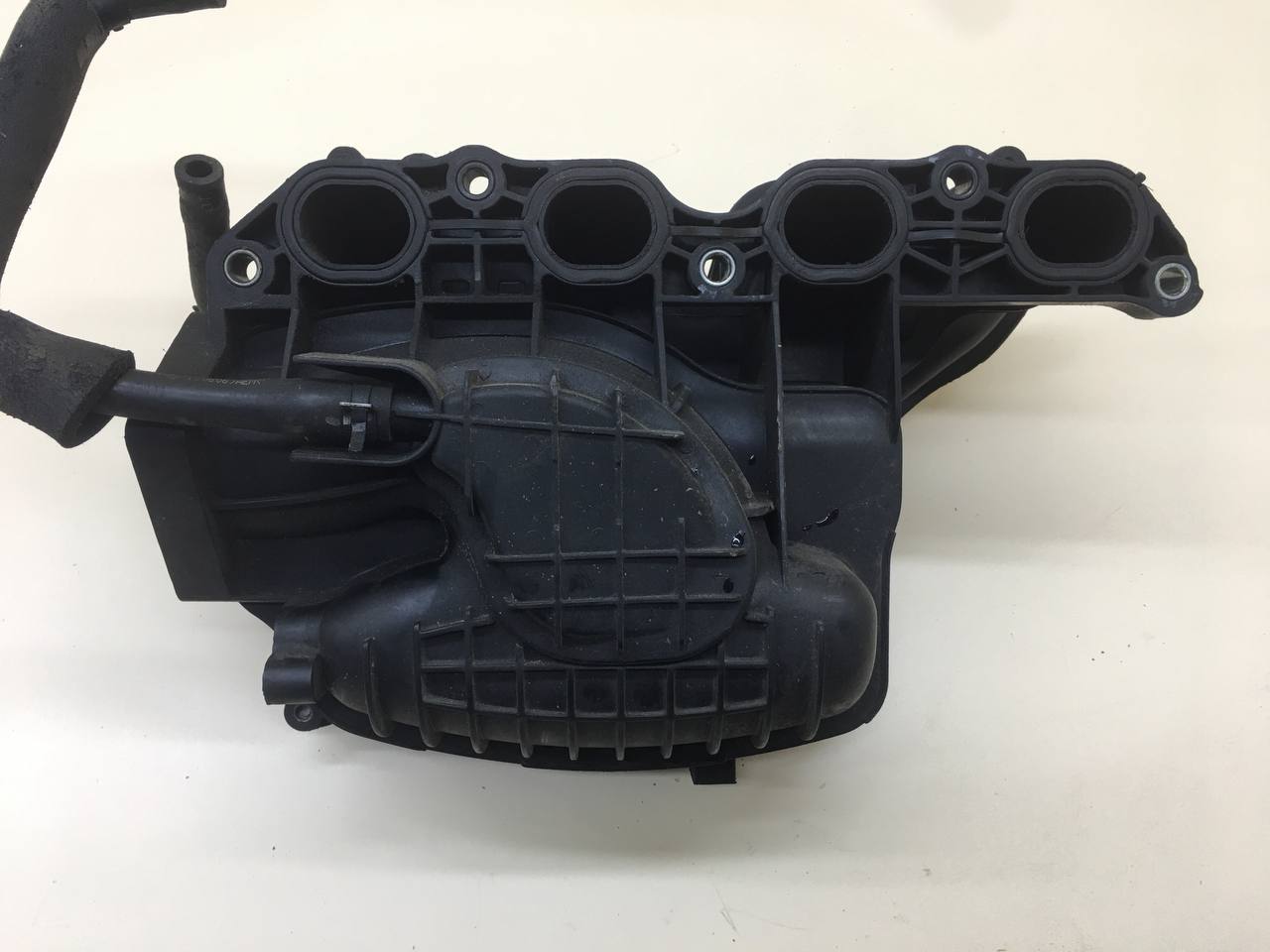 Коллектор впускной Hyundai i30 (FD) 2007-2012 Коллектор впускной Hyundai i30 (FD) 2007-2012