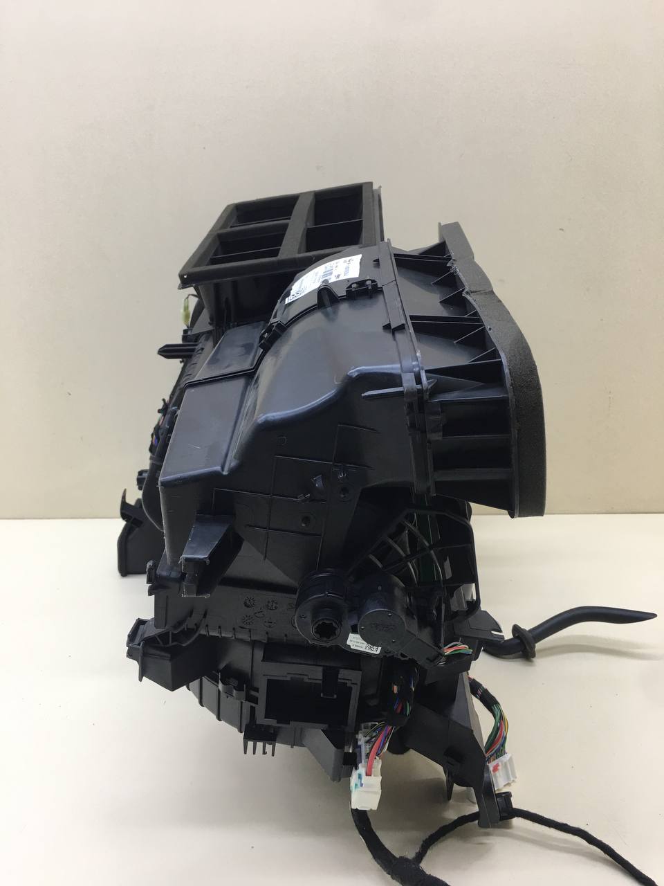 Корпус отопителя EXEED RX 2022>