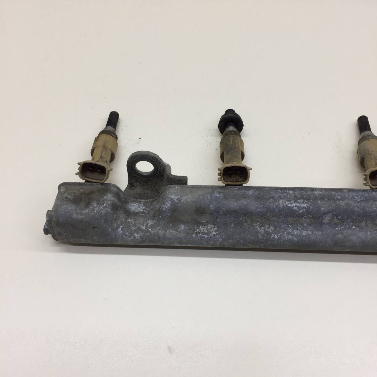 Рейка топливная (рампа) Toyota Corolla E180 2013-2019 Рейка топливная (рампа) Toyota Corolla E180 2013-2019