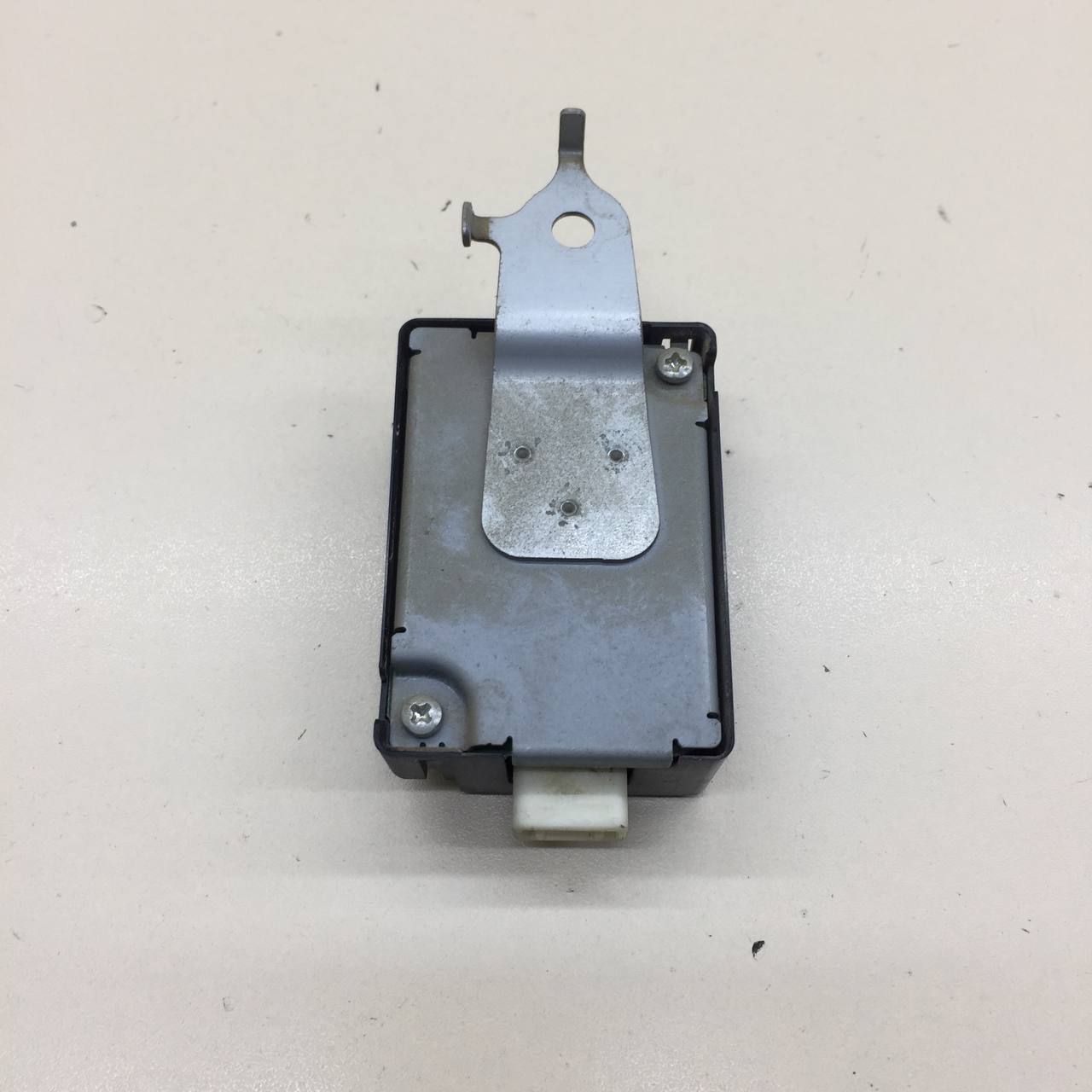 Блок электронный Toyota Corolla E150 2006-2013 Блок электронный Toyota Corolla E150 2006-2013