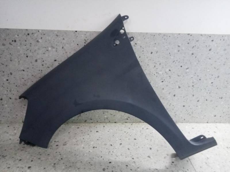 Крыло переднее левое Renault Clio (3) 2005-2012