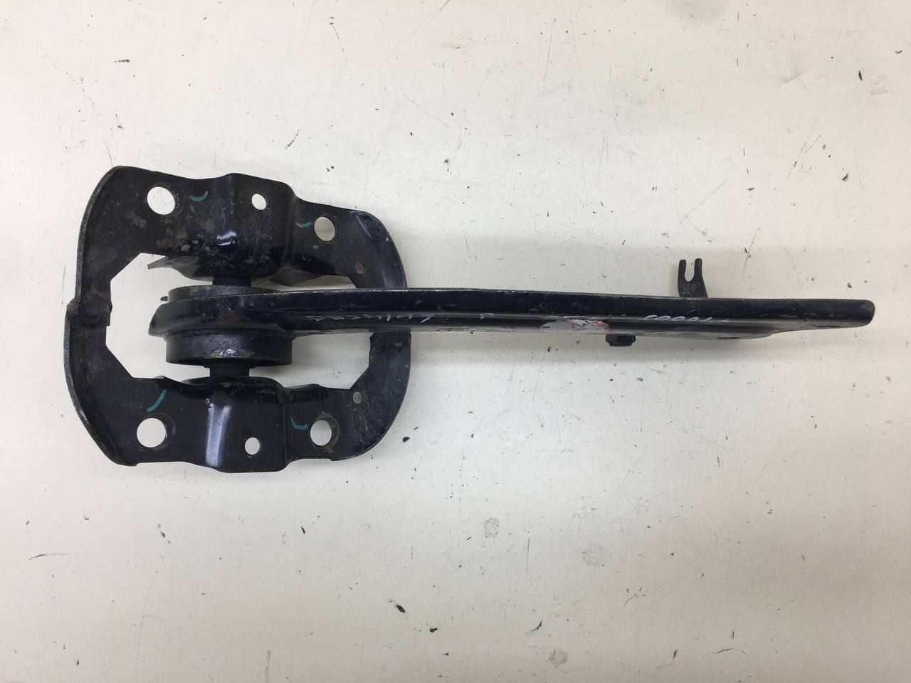 Рычаг задний продольный правый Jetour Dashing 2022>