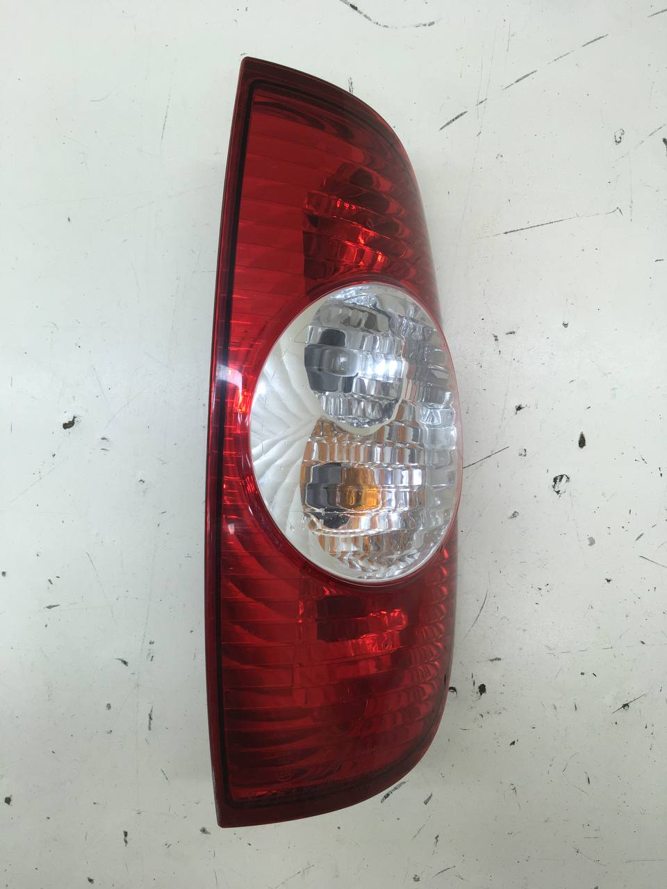 Фонарь задний правый Chevrolet Niva 2009-2020 Фонарь задний правый Chevrolet Niva 2009-2020