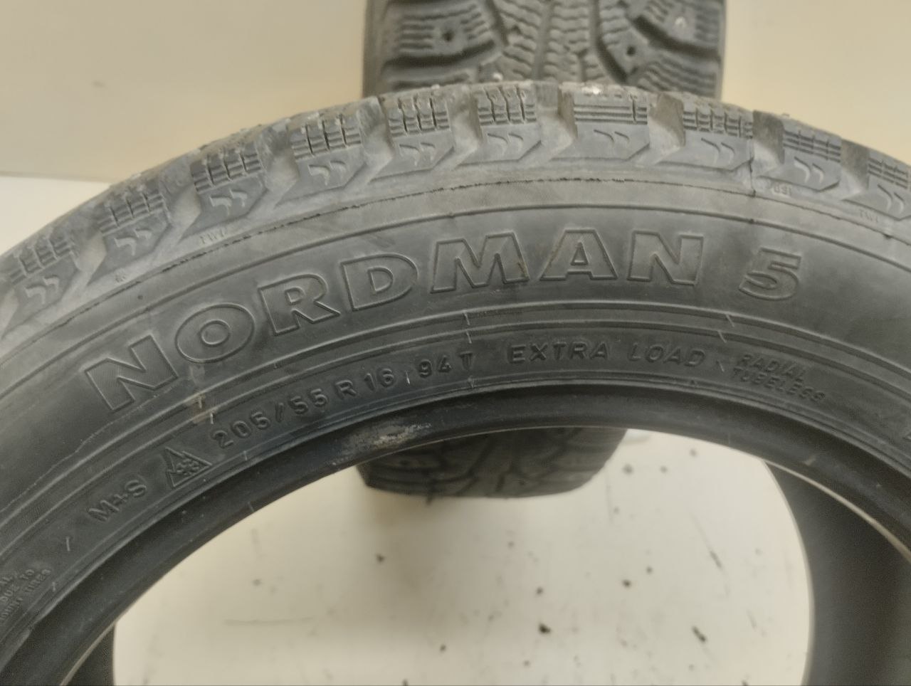 Шины R16 Зимние шипованные NOKIAN NORDMAN 5.