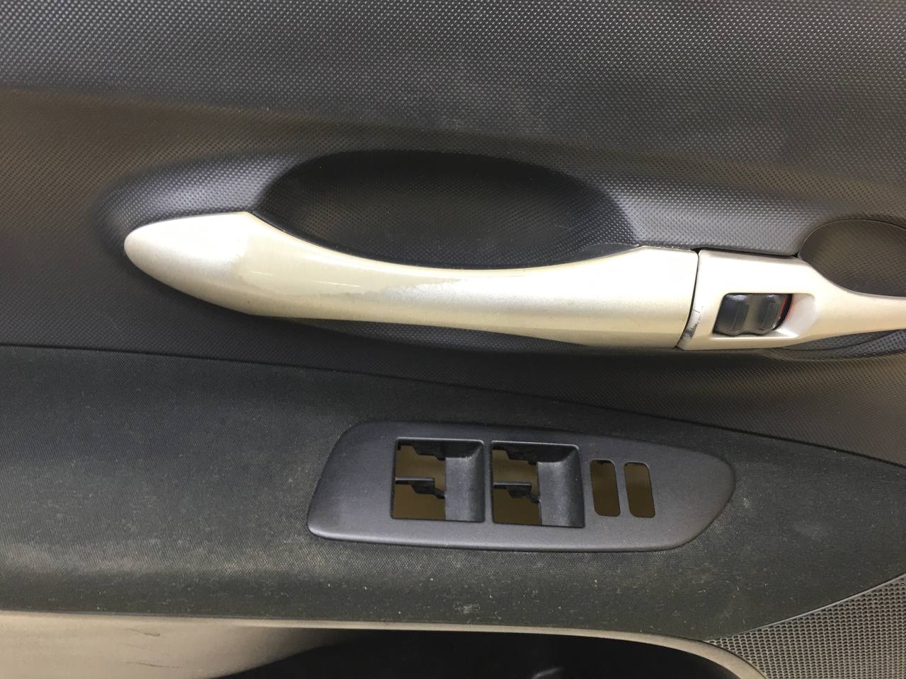 Обшивка двери передней левой Toyota Auris (E150) 2006-2012