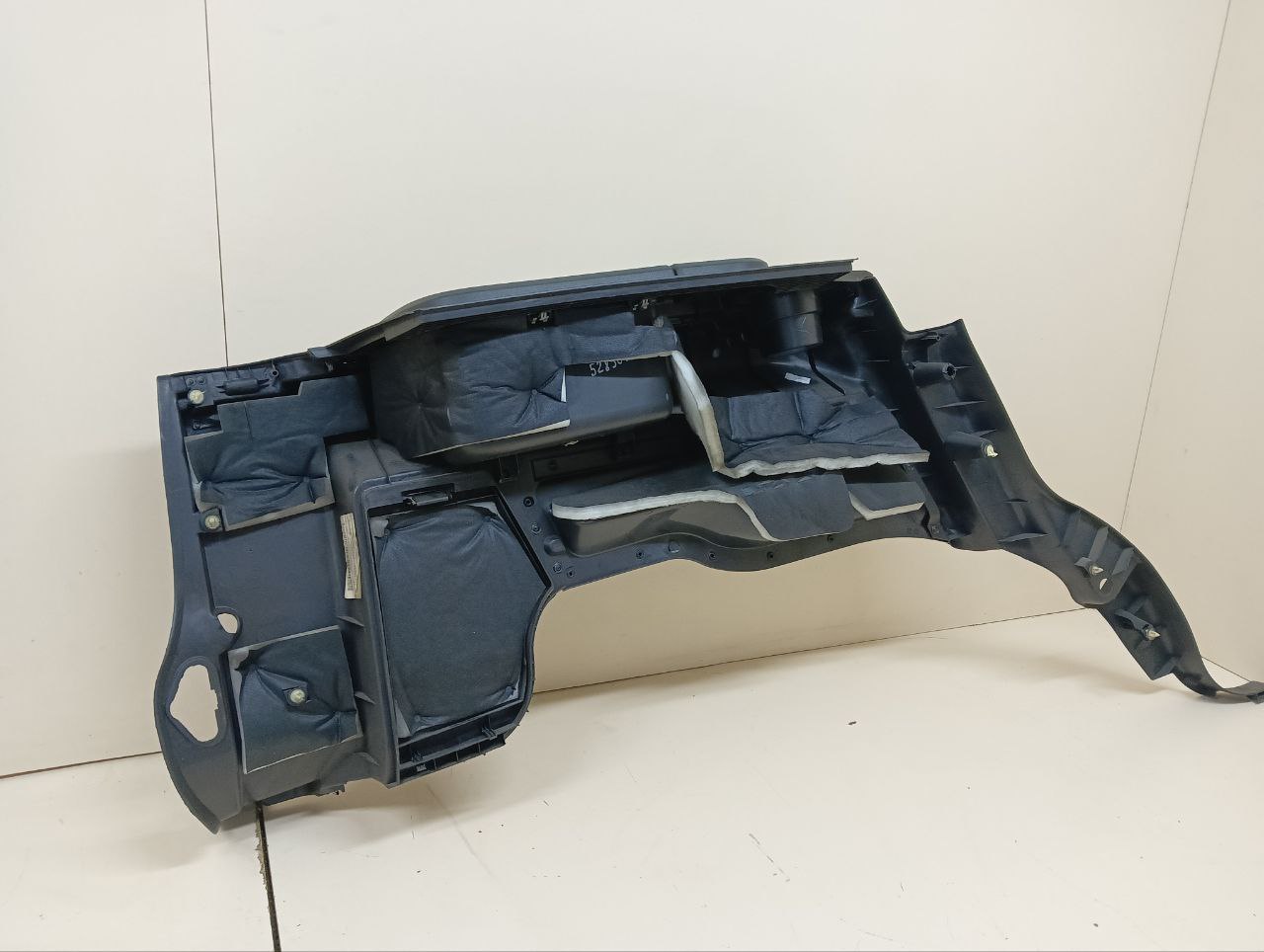 Обшивка багажника Land Rover Discovery 3 (L319) 2004-2009
