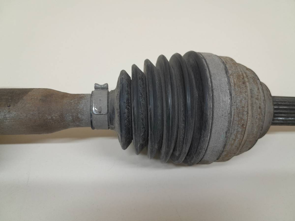 Полуось передняя правая Renault Logan (1) 2005-2014 Полуось передняя правая Renault Logan (1) 2005-2014