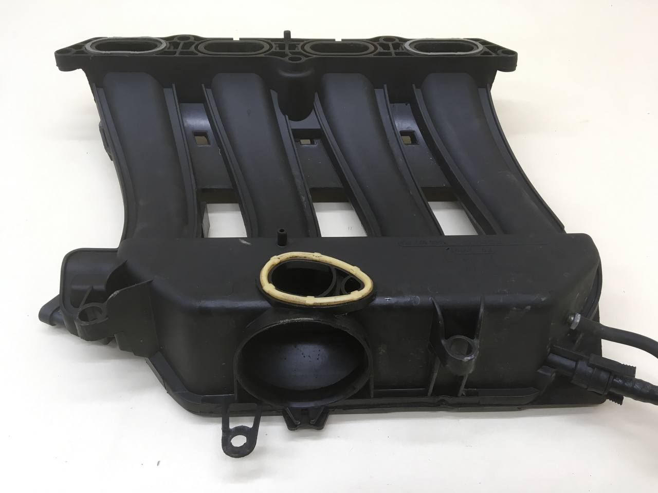Коллектор впускной Nissan Almera 3 (G11, G15) 2012> Коллектор впускной Nissan Almera 3 (G11, G15) 2012>