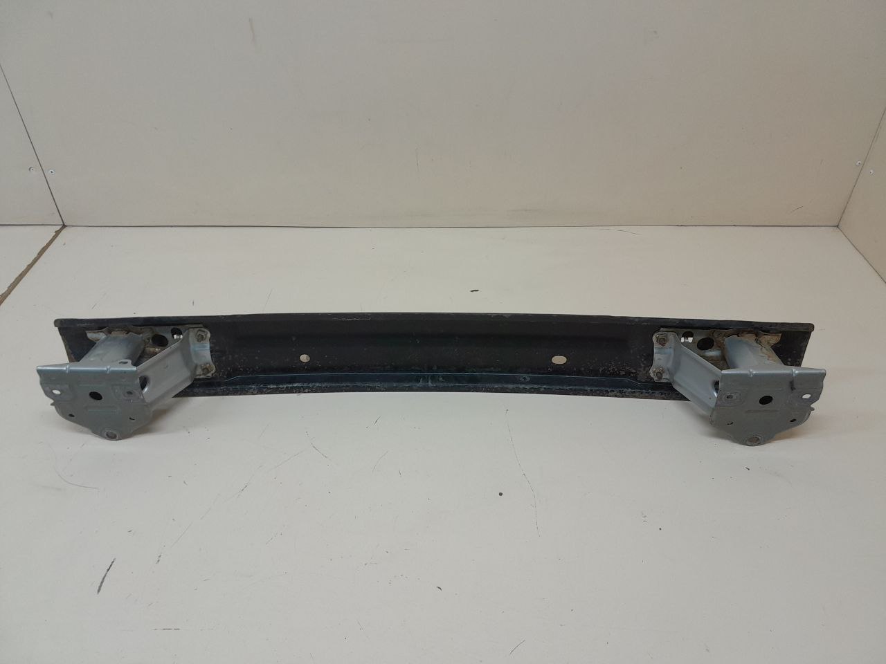 Усилитель заднего бампера Toyota Auris (E150) 2006-2012