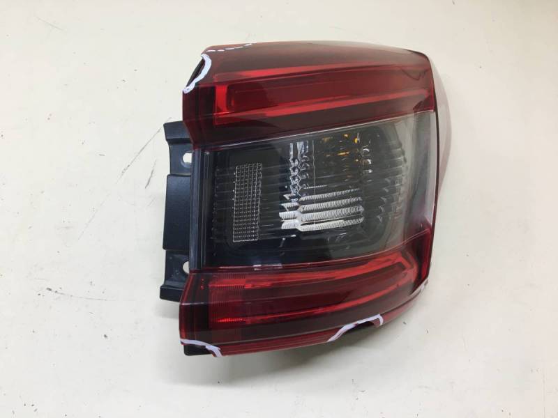 Фонарь задний наружный правый Nissan Qashqai (J11) 2014>