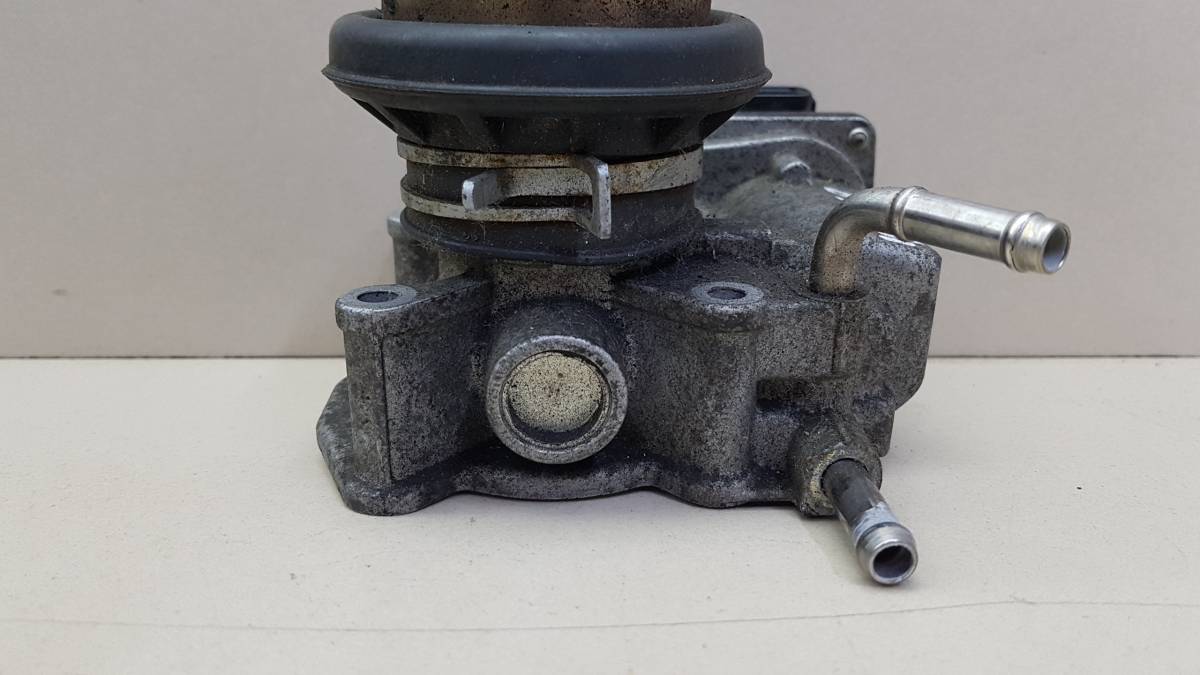 Заслонка дроссельная электрическая Toyota Vitz P90 2005-2011