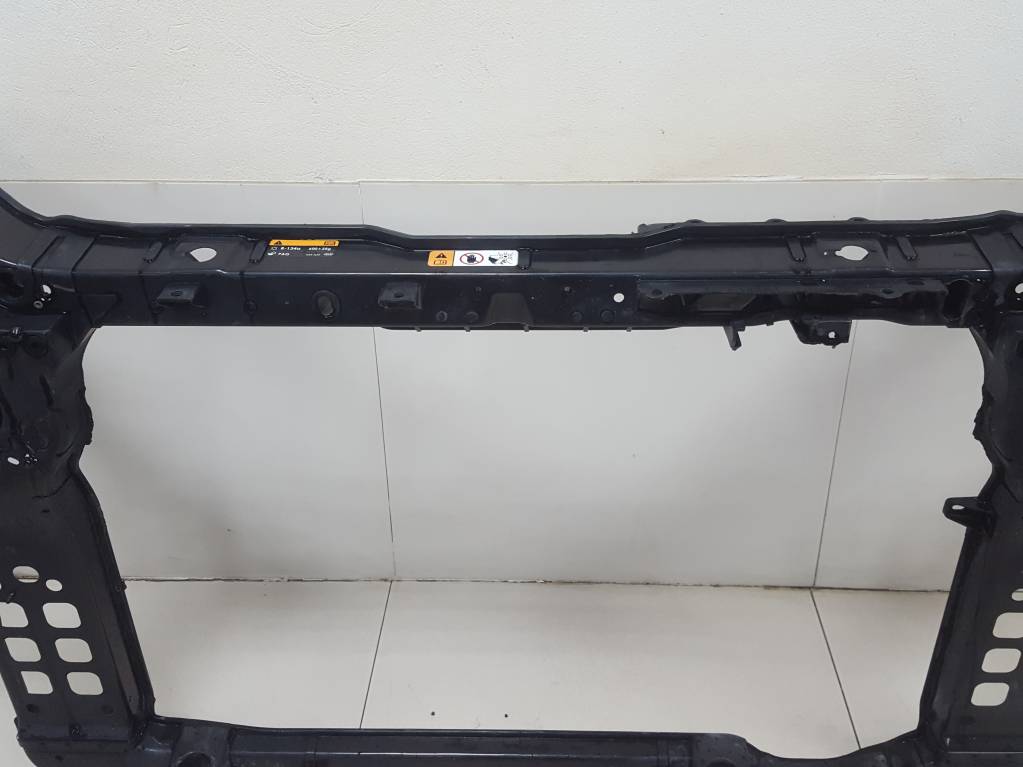 Панель передняя Kia Sorento (XM) 2009-2021