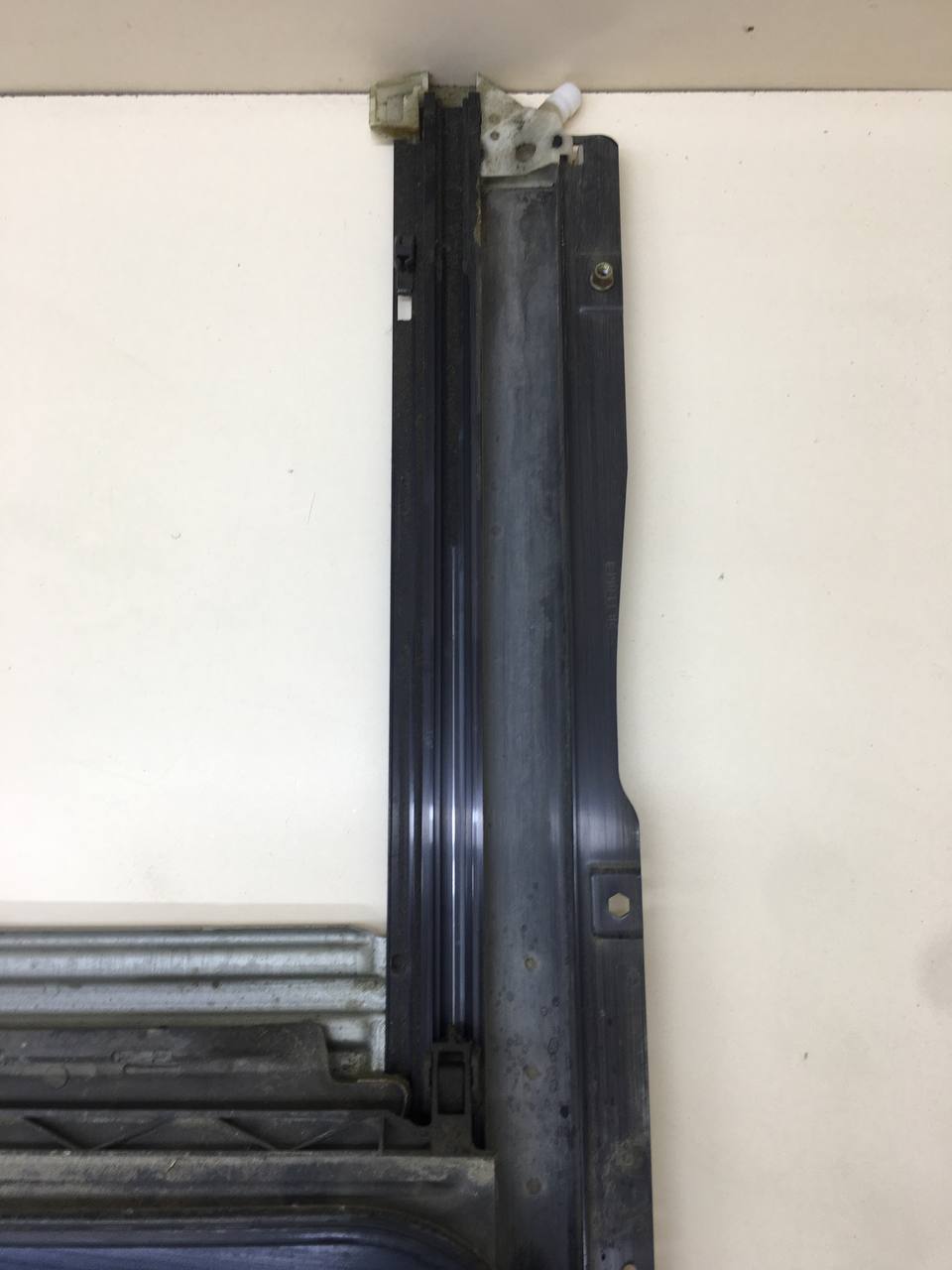 Люк в сборе электрический Nissan Primera (P12) 2002-2007