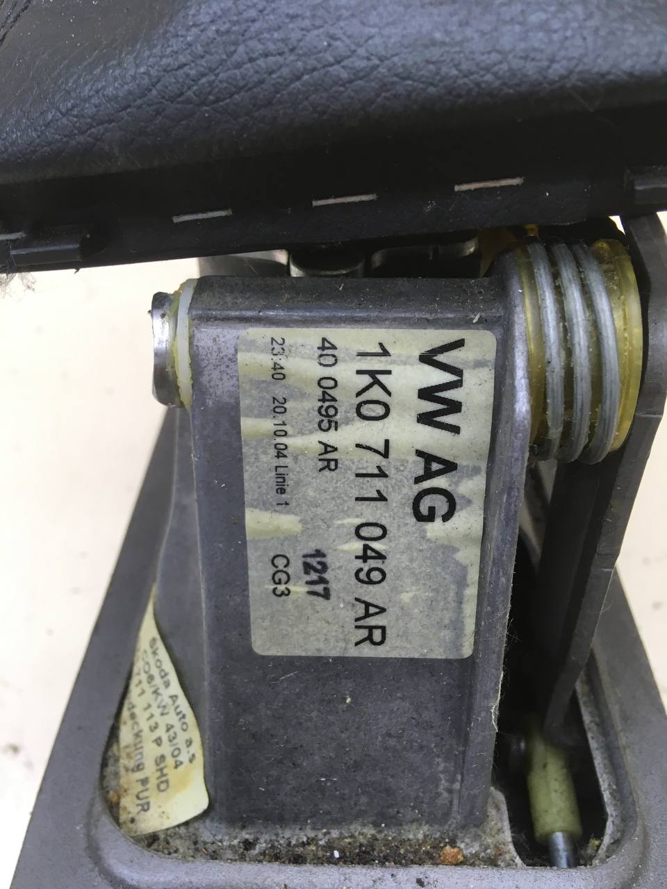 Кулиса КПП Skoda Octavia (A5 1Z-) 2004-2013 Кулиса КПП Skoda Octavia (A5 1Z-) 2004-2013