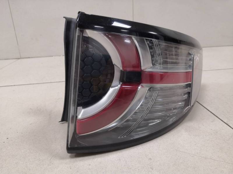 Фонарь задний наружный правый Land Rover Discovery Sport 2014>