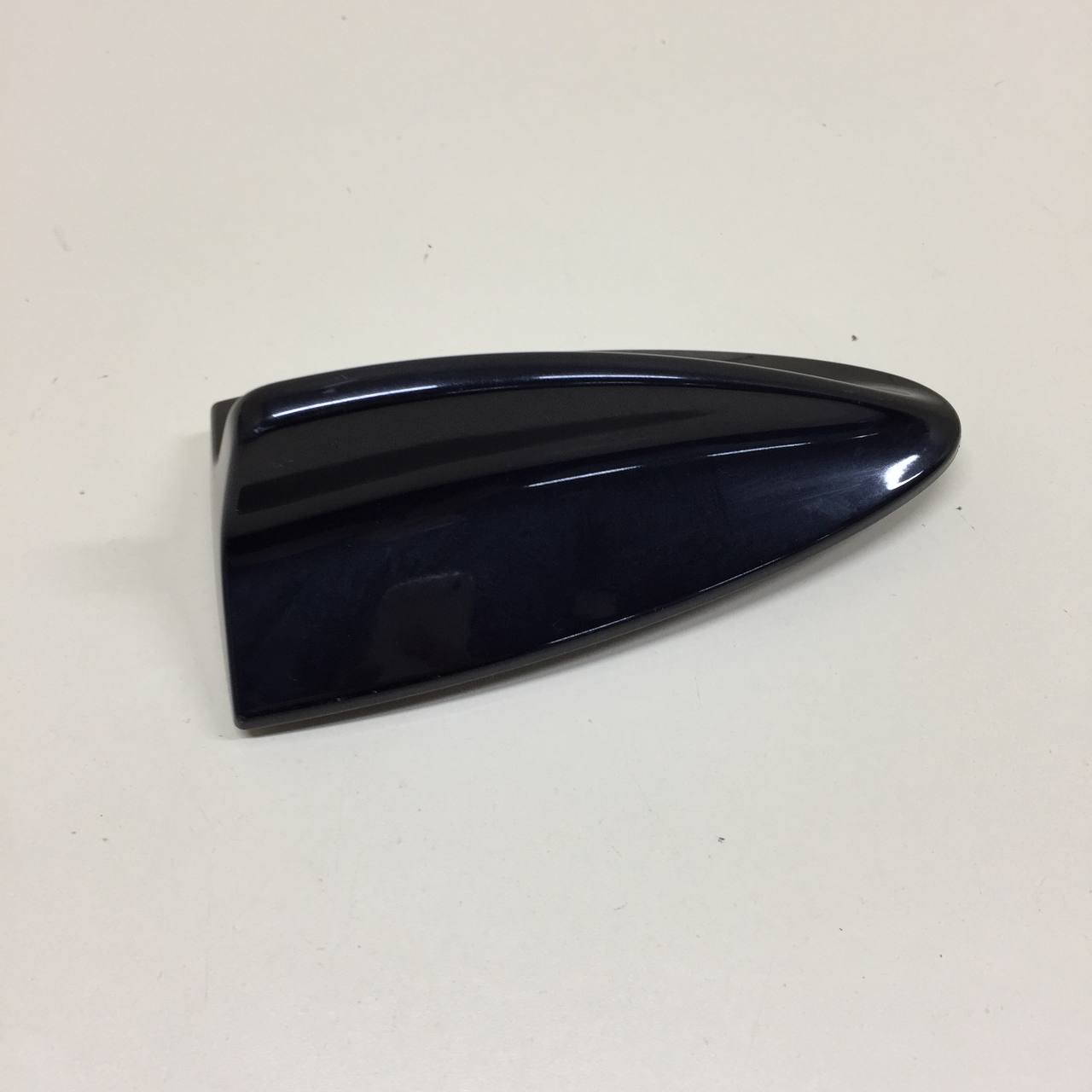 Антенна BMW 3-series E90/E91 2005-2011 Антенна BMW 3-series E90/E91 2005-2011