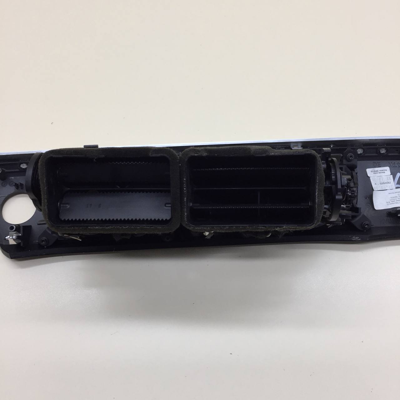 Дефлектор воздушный BMW 7-Series F01,F02  2008-2015