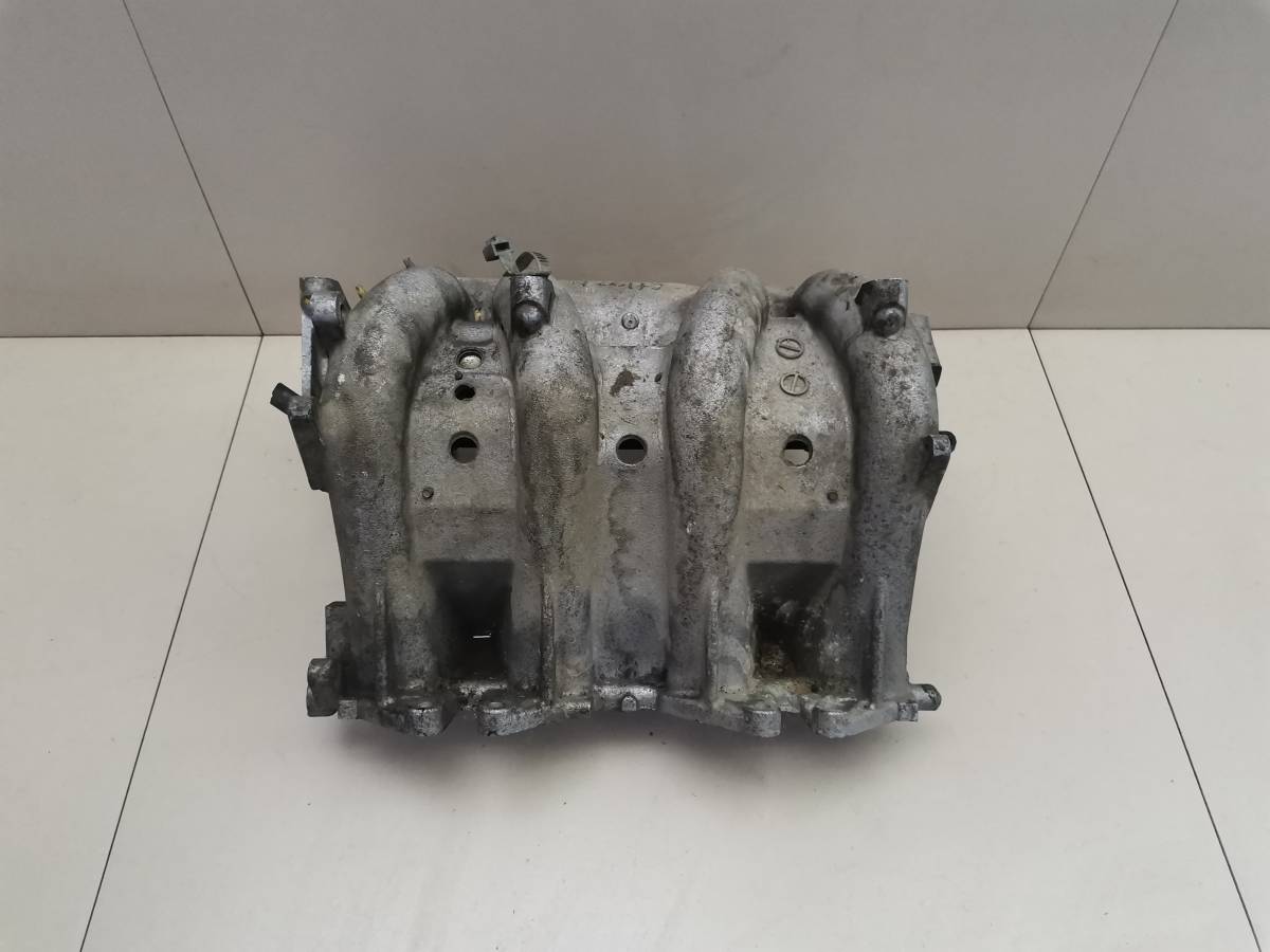 Коллектор впускной Nissan Sunny (B15) 1998-2004