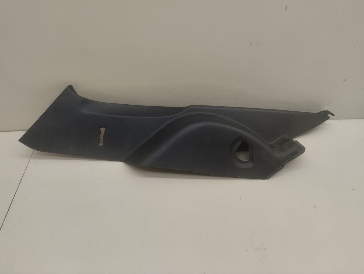 Обшивка стойки Toyota Auris (E150) 2006-2012